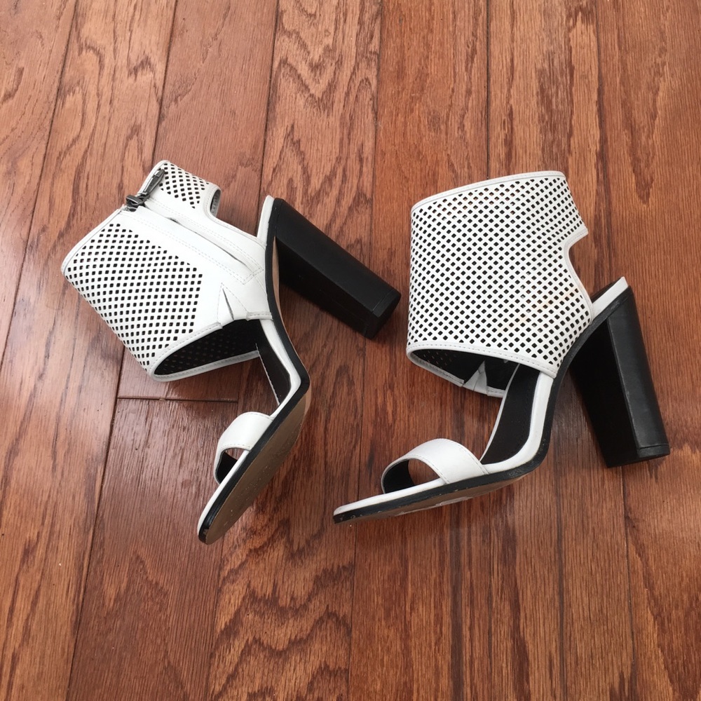 Pour La Victoire Georgette Leather Sandals SZ 6 - Picture 1 of 8
